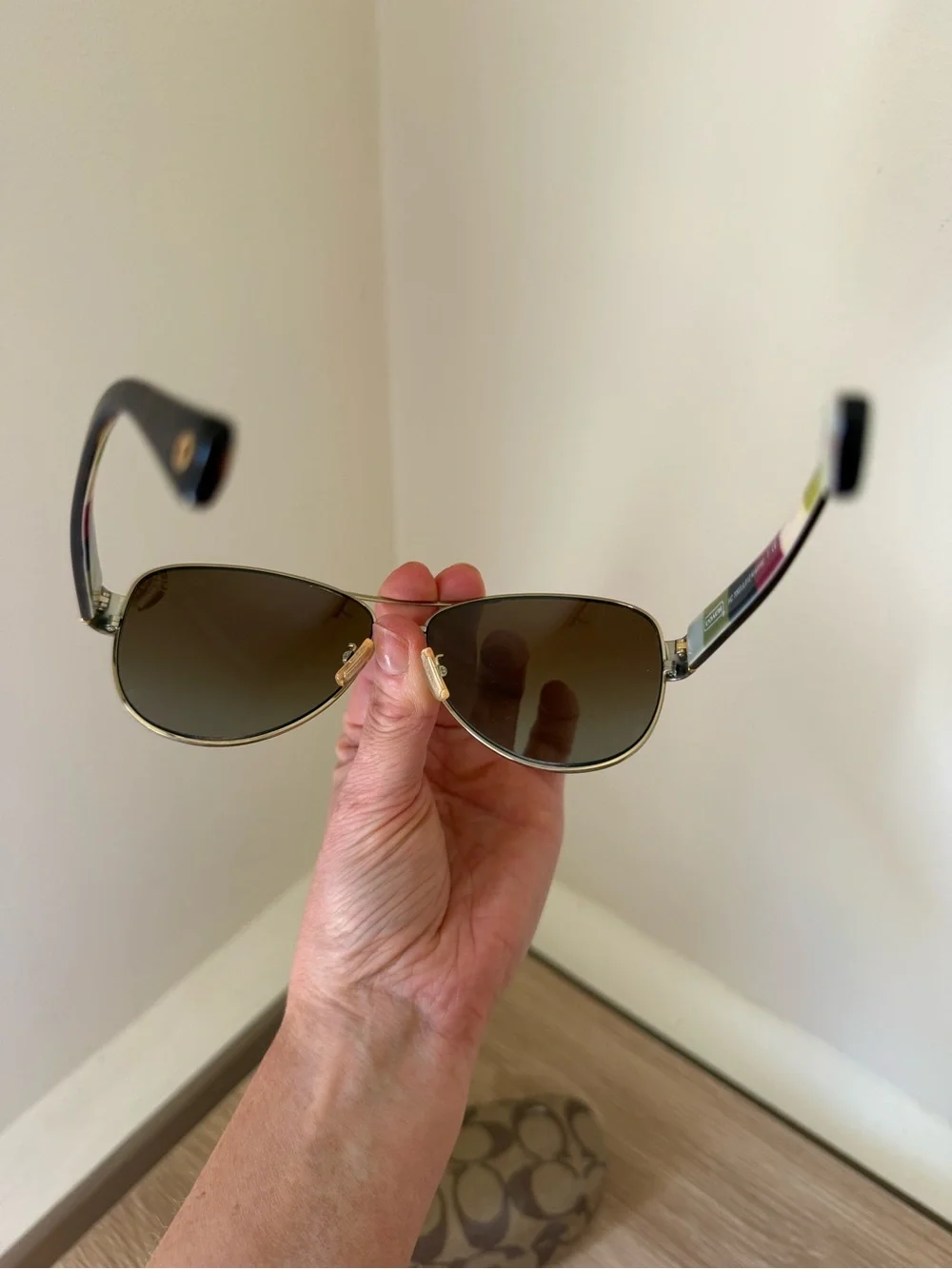 Aviator Sunglasses with Brown Lenses and Gold Frame